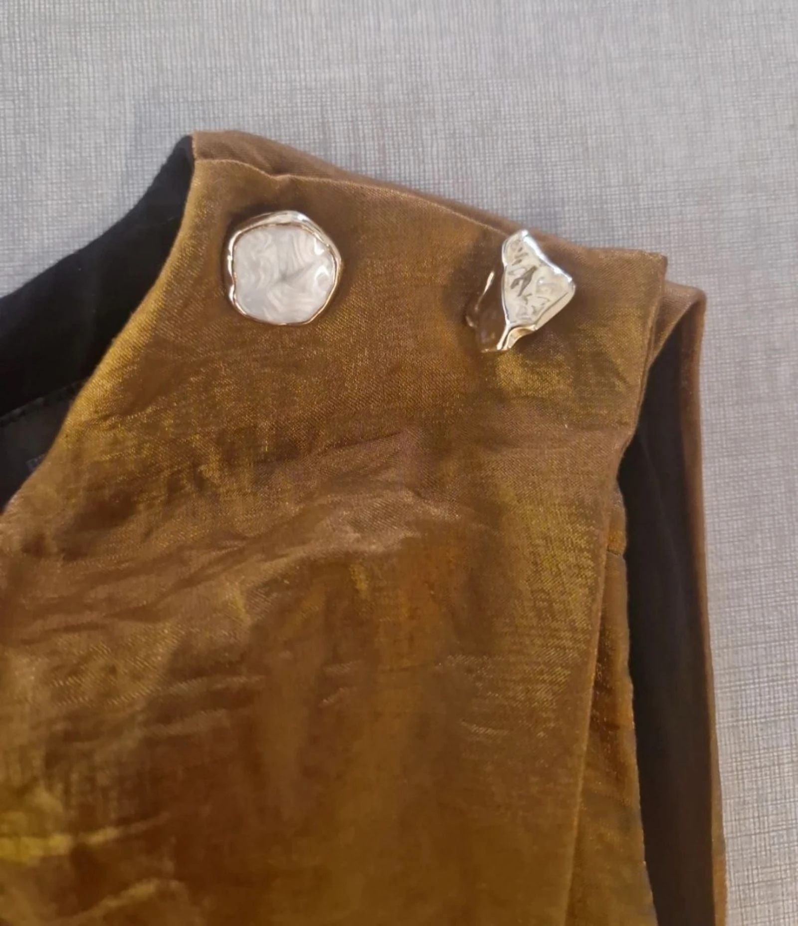 Zara Top Doré – photo 2